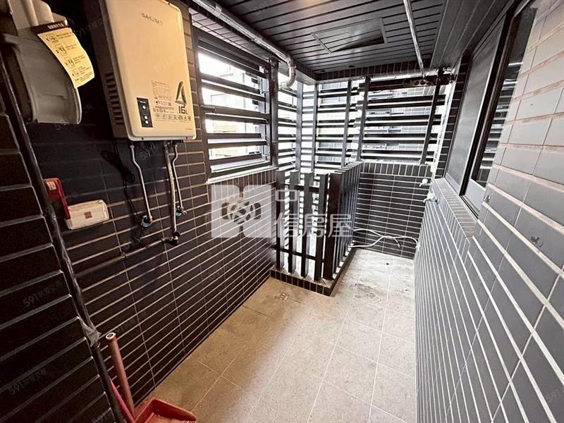 龍安國小三房平車房屋室內格局與周邊環境