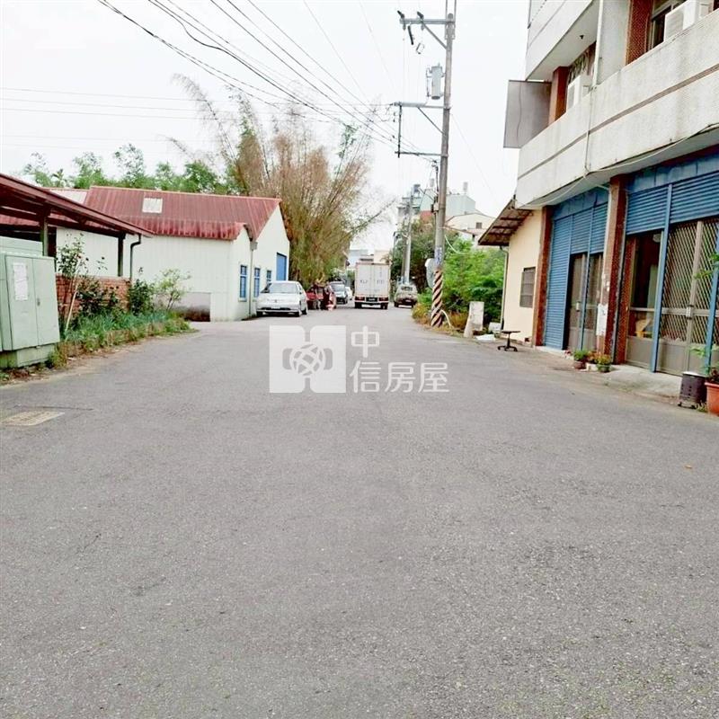 竹山集山路邊間透天房屋室內格局與周邊環境