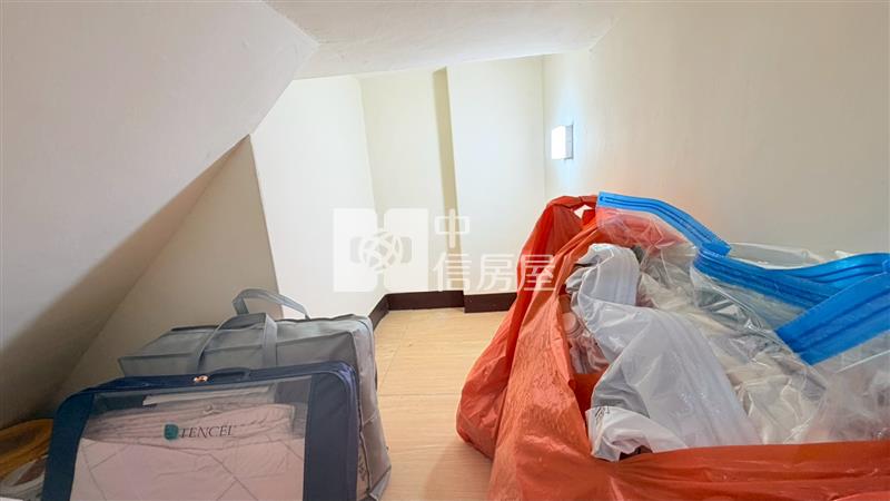 西區質感雙車庫別墅房屋室內格局與周邊環境