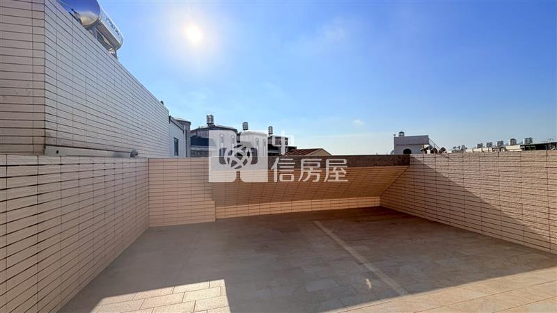 西區質感雙車庫別墅房屋室內格局與周邊環境