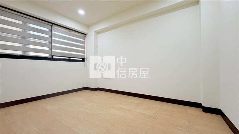 西區質感雙車庫別墅房屋室內格局與周邊環境