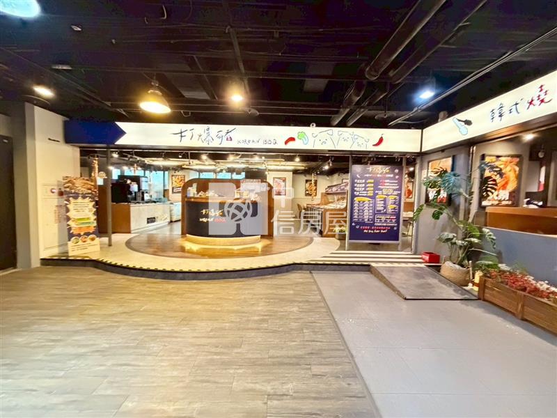 基隆地標麗榮皇冠知名店家現成金房東房屋室內格局與周邊環境