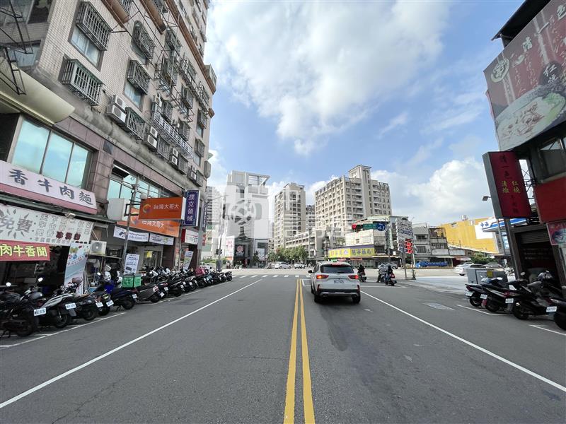 學府路6套房房屋室內格局與周邊環境