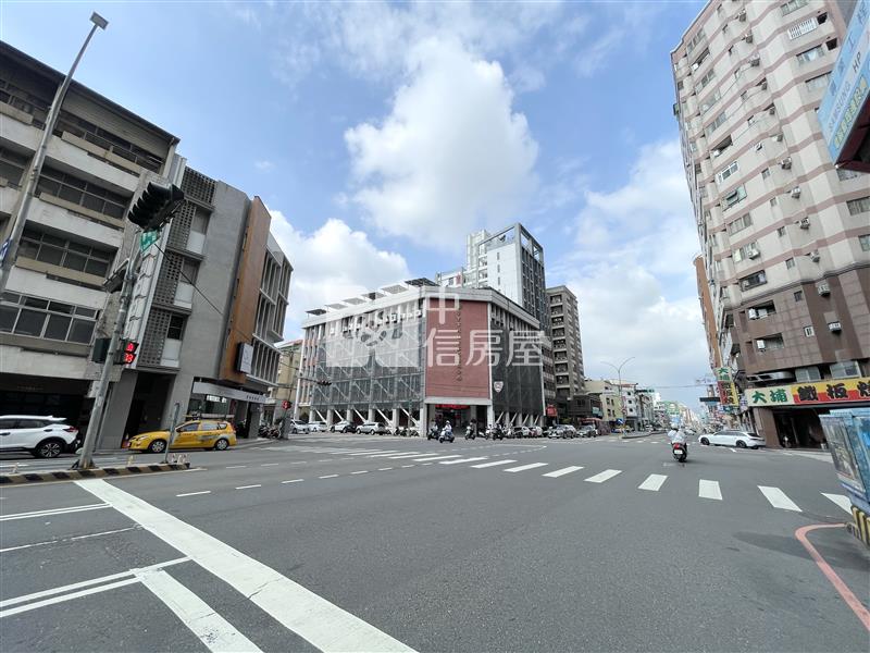 學府路6套房房屋室內格局與周邊環境