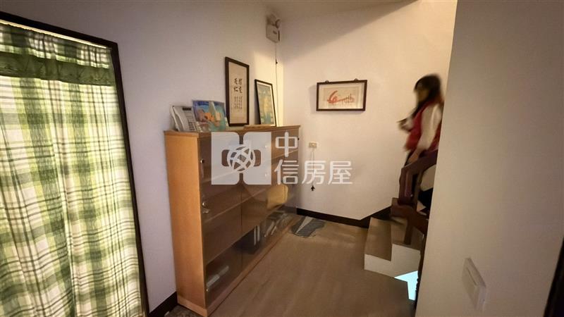 平鎮車站邊間大面寬大地坪透天房屋室內格局與周邊環境