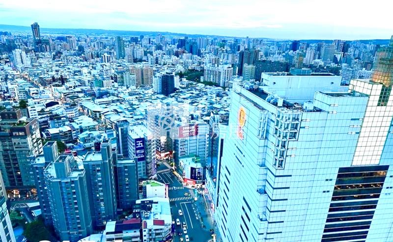 中港晶華雙面視野景觀房(B)房屋室內格局與周邊環境