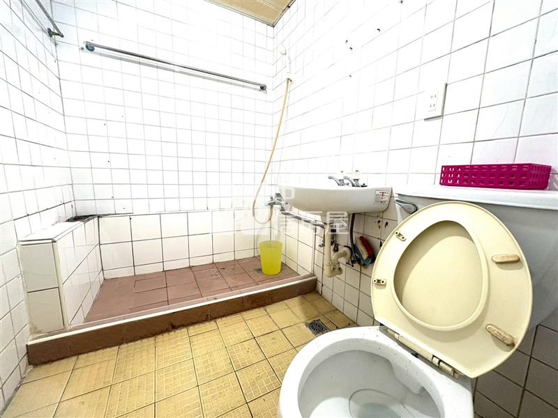 長庚商圈低樓層採光屋房屋室內格局與周邊環境