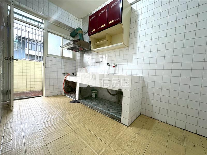 長庚商圈低樓層採光屋房屋室內格局與周邊環境