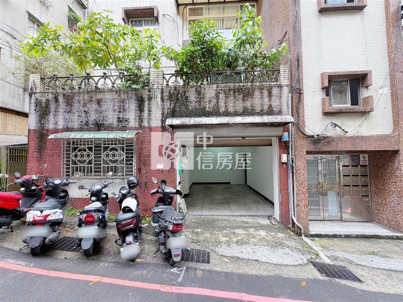 劉銘傳路邊間3房車庫房屋室內格局與周邊環境