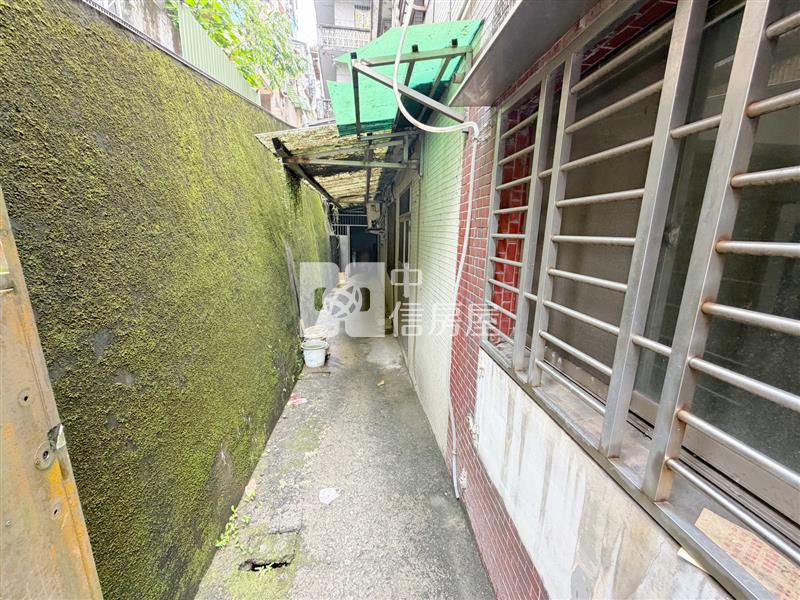 劉銘傳路邊間3房車庫房屋室內格局與周邊環境