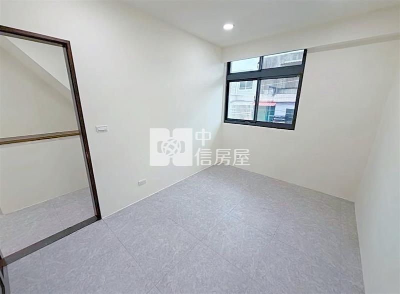 龍科全新整理孝親房透天房屋室內格局與周邊環境