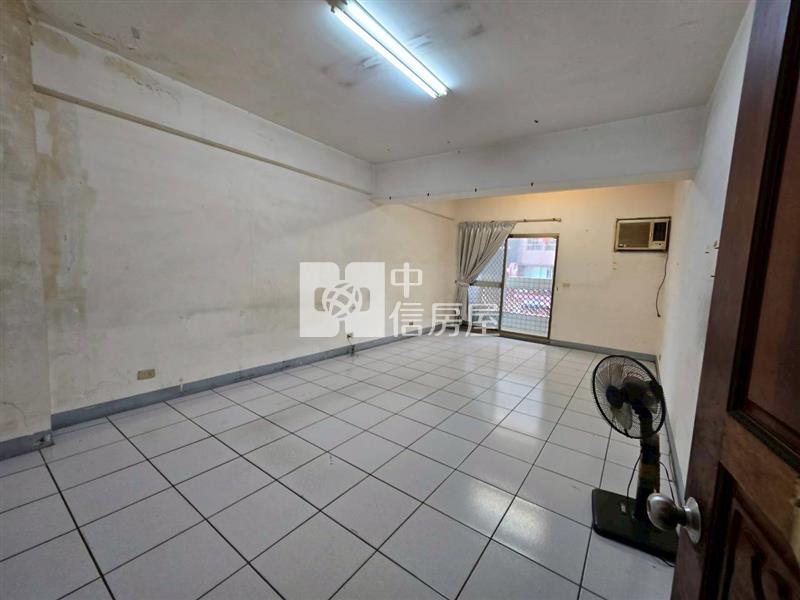 奇美醫院旁黃金透住大透天房屋室內格局與周邊環境