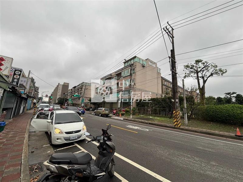 楊梅交流道電梯邊間透店房屋室內格局與周邊環境