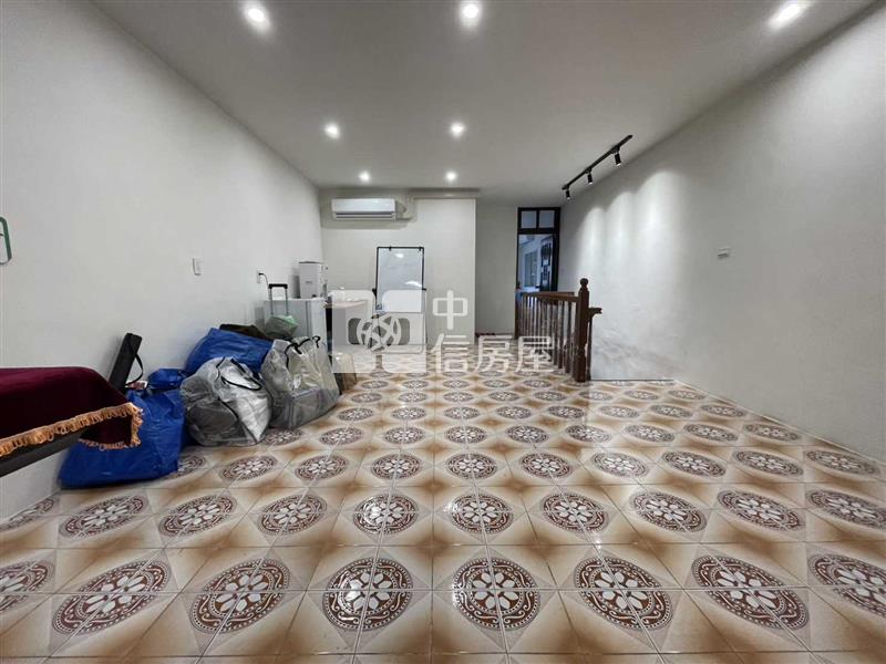 專委-忠貞國小透天房屋室內格局與周邊環境