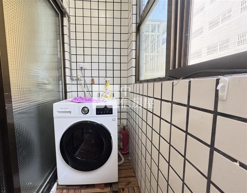 東海商圈旁電梯套房房屋室內格局與周邊環境
