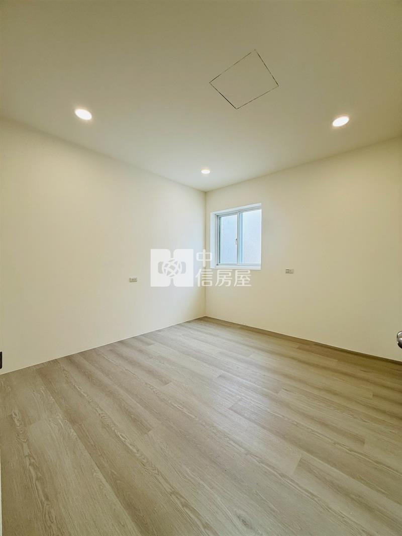 雙學區/大地坪/後花園造景整新透天房屋室內格局與周邊環境