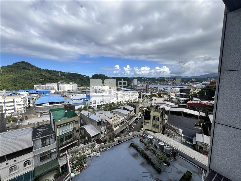 中山遠見全新電梯三房車房屋室內格局與周邊環境