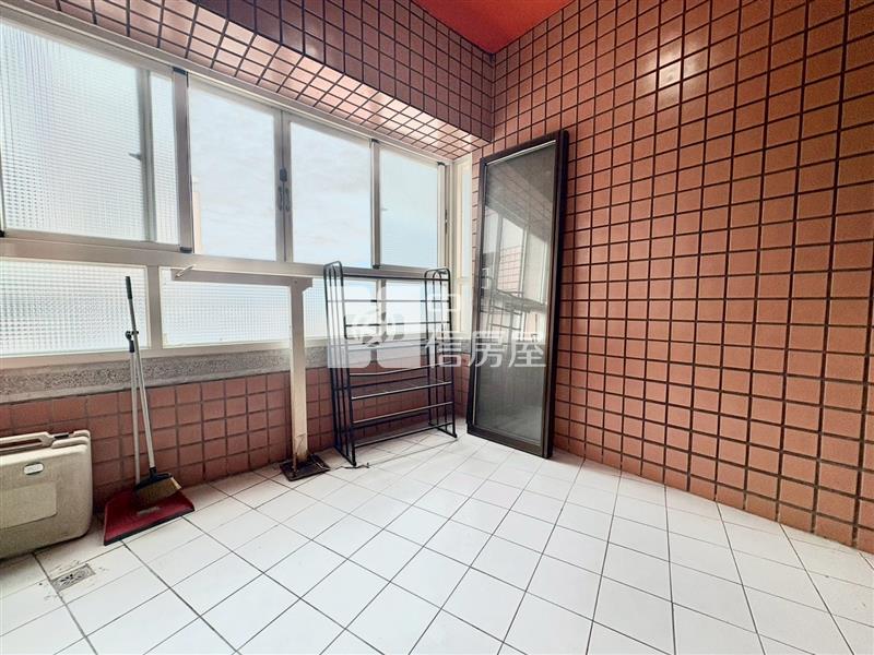 彩虹生活美寓房屋室內格局與周邊環境