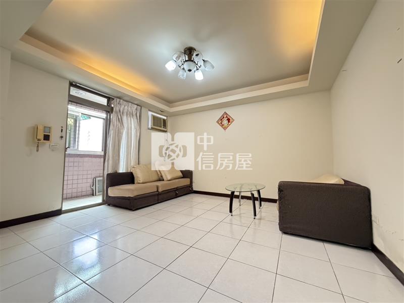 白馬豪景3房車房屋室內格局與周邊環境