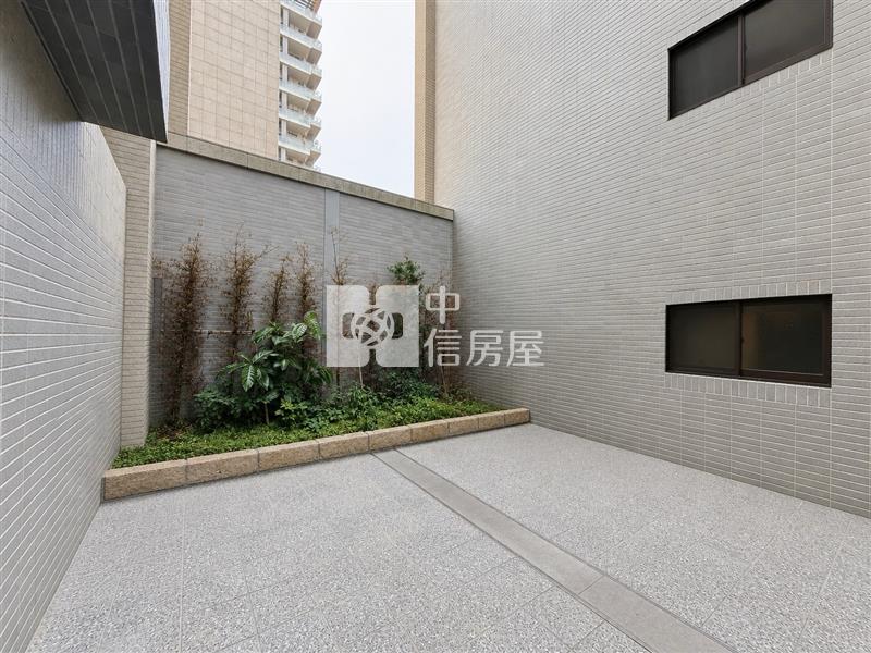 八擴近G01-福爾摩沙露臺2房車房屋室內格局與周邊環境