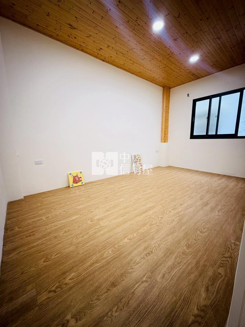 專任-平鎮獅子林整新透天房屋室內格局與周邊環境