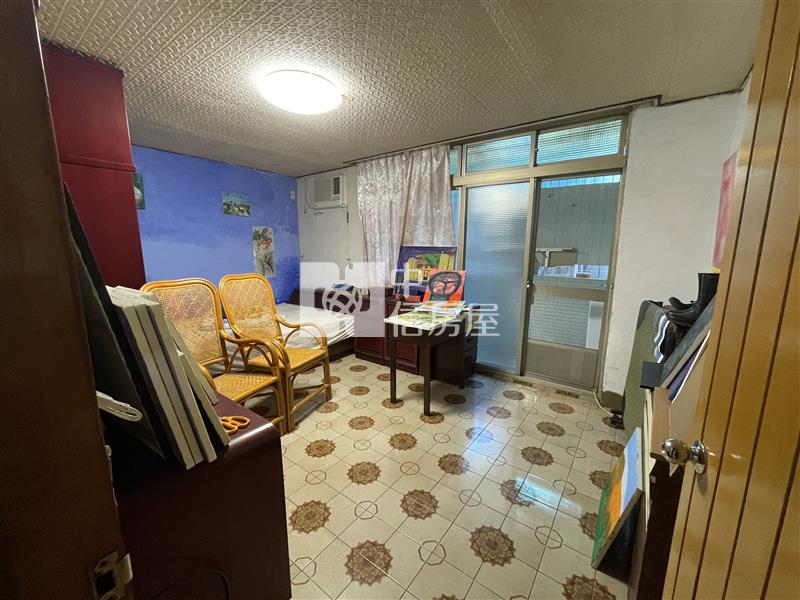 正廟口商圈3樓裝潢為AI模擬示意圖房屋室內格局與周邊環境