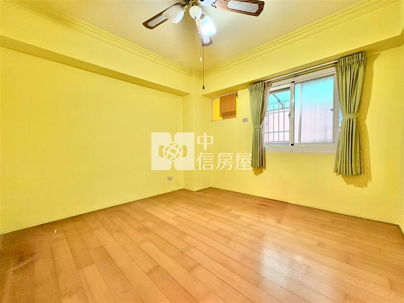 專任華夏房屋室內格局與周邊環境