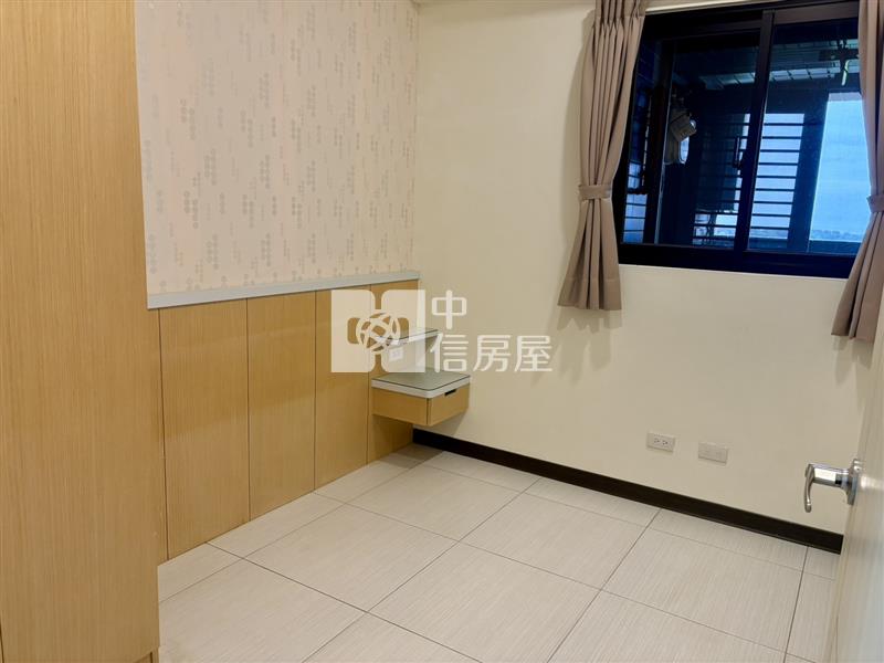新悅城兩房平車美宅房屋室內格局與周邊環境