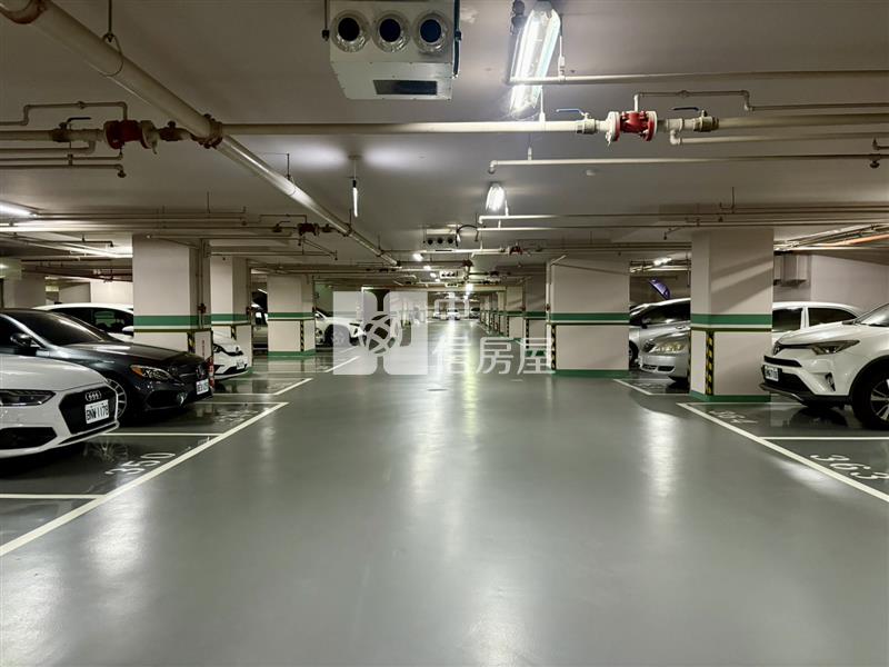 新悅城兩房平車美宅房屋室內格局與周邊環境