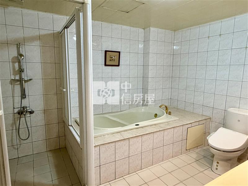 七期森鄰綠意三房平車房屋室內格局與周邊環境