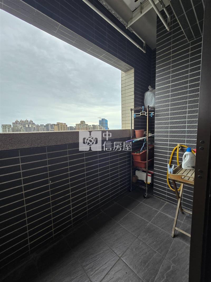 天耀絕美裝潢三房+雙車位房屋室內格局與周邊環境