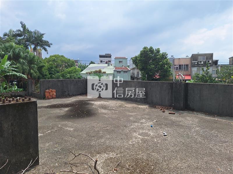 龍潭交流道毛胚農舍房屋室內格局與周邊環境