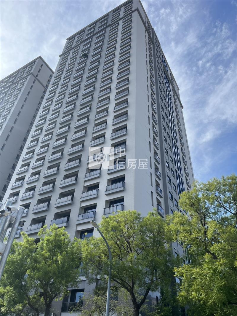 悅世界中高樓層雙平車房屋室內格局與周邊環境