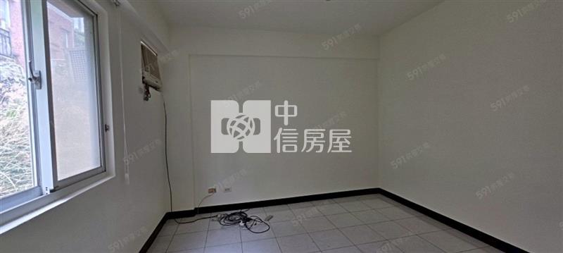 新生醫校田園別墅房屋室內格局與周邊環境