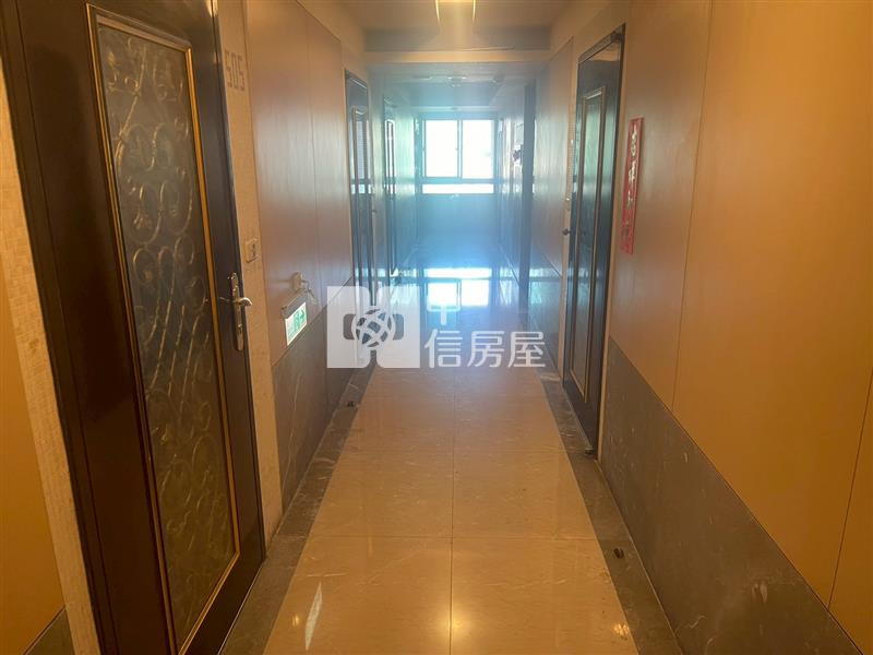 SOGO商圈套房加車位房屋室內格局與周邊環境
