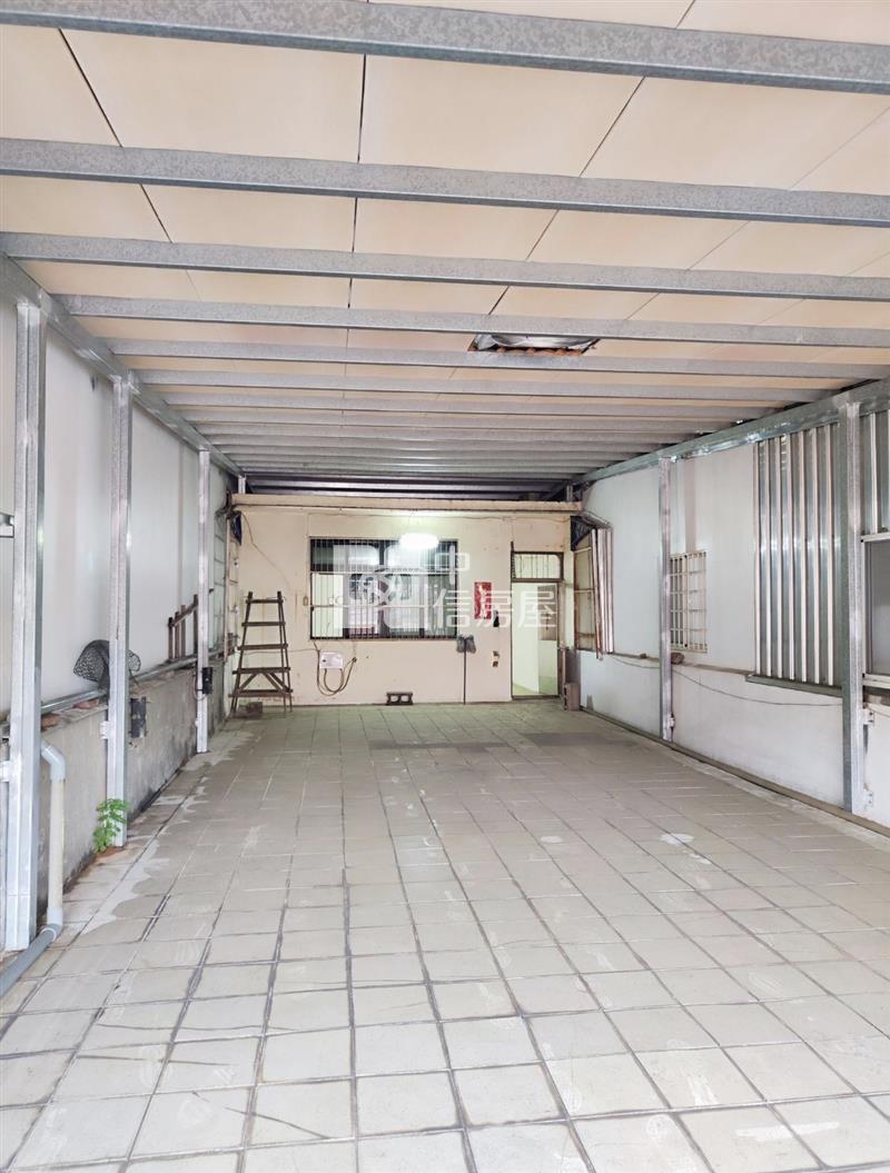 中平國小大透天房屋室內格局與周邊環境