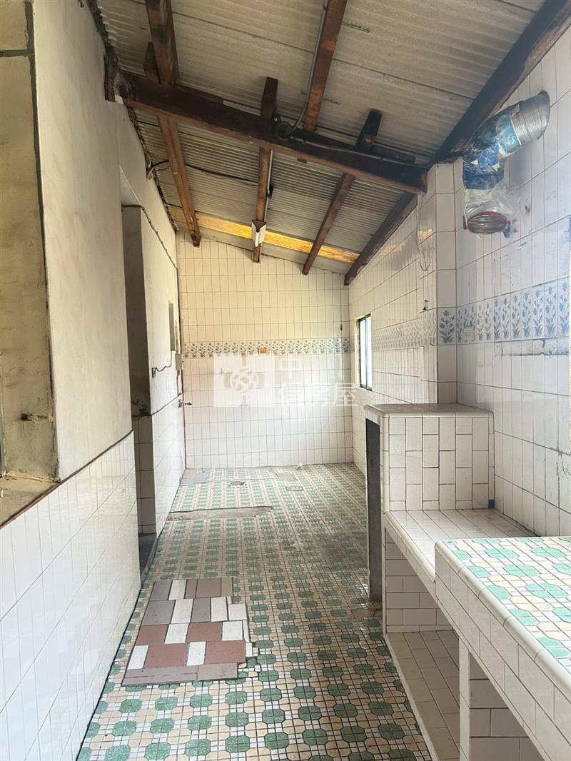 斗六榴中路田字型透天房屋室內格局與周邊環境