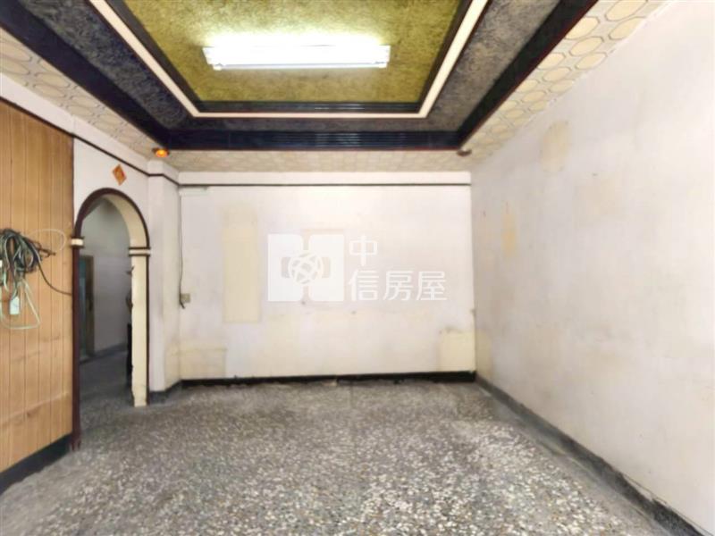 斗六榴中路田字型透天房屋室內格局與周邊環境