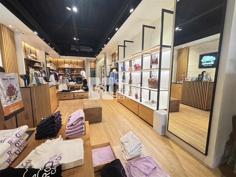 斗六市站前優質金店面房屋室內格局與周邊環境