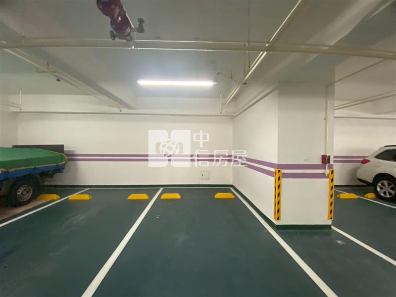 市鎮之櫻三房平車(14C7)房屋室內格局與周邊環境
