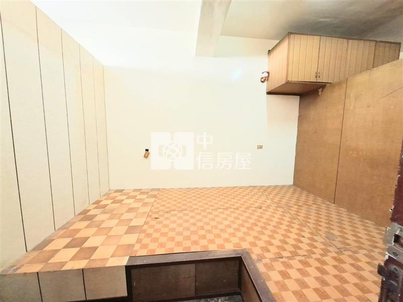 B1-93台東市中心古樸風店住房屋室內格局與周邊環境
