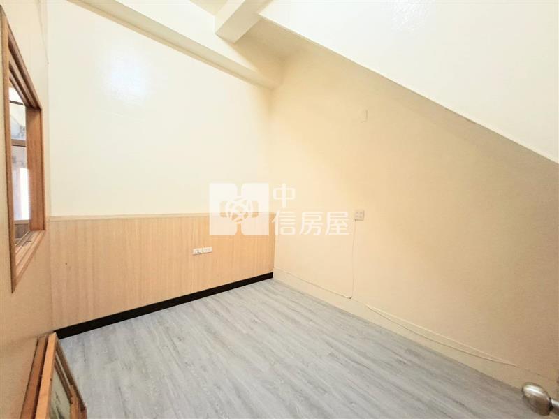 B1-93台東市中心古樸風店住房屋室內格局與周邊環境