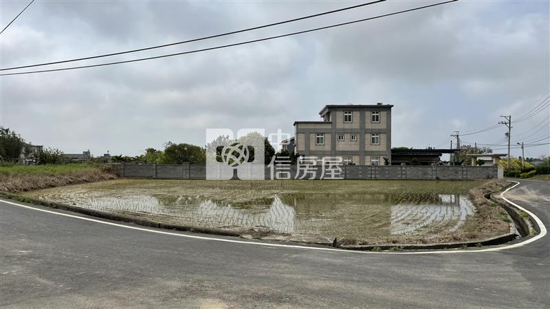湖口車站、新湖國中、 玉帶環腰雙面臨路面寬農地房屋室內格局與周邊環境