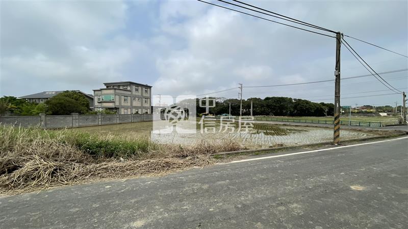 湖口車站、新湖國中、 玉帶環腰雙面臨路面寬農地房屋室內格局與周邊環境