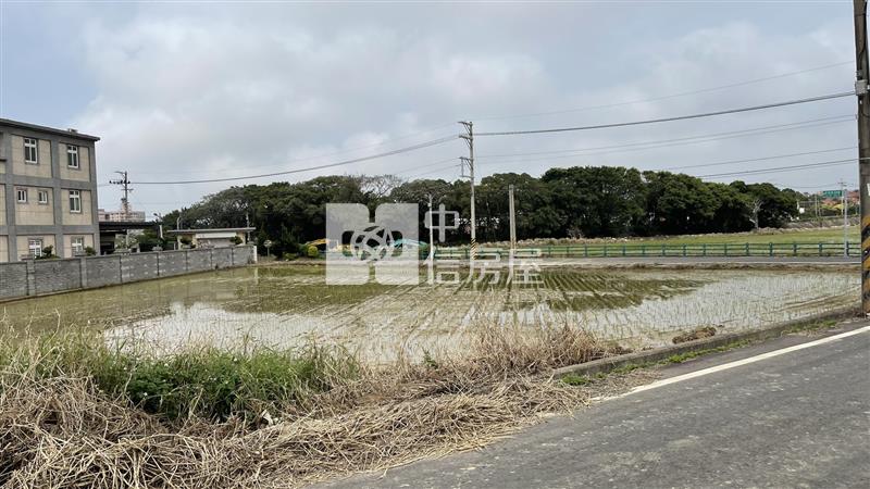 湖口車站、新湖國中、 玉帶環腰雙面臨路面寬農地房屋室內格局與周邊環境