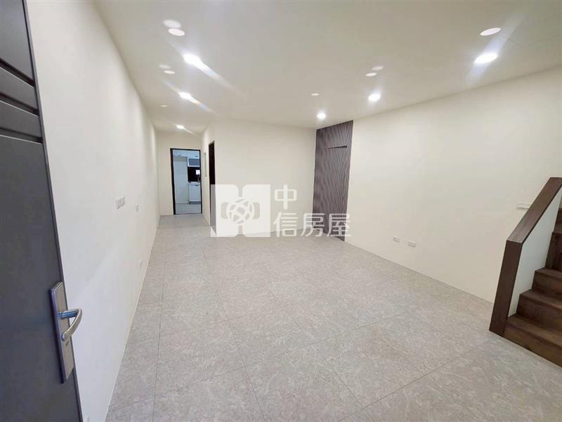 龍潭龍科全新整理美透天(前院停車)房屋室內格局與周邊環境