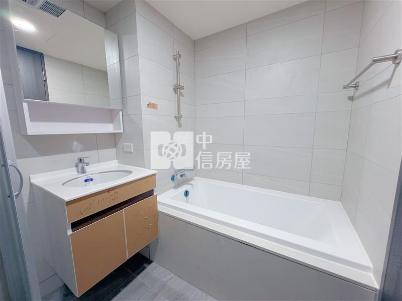 A18高鐵站前精華大2房+平車房屋室內格局與周邊環境