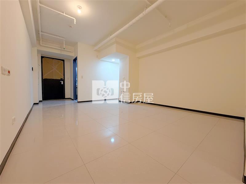 A18高鐵站前精華低總價1+1房房屋室內格局與周邊環境