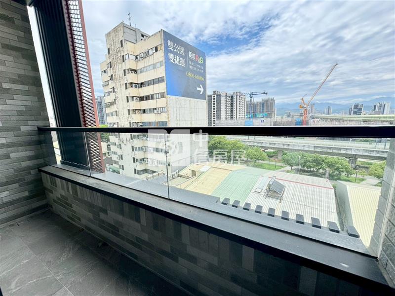喜吾家春慕全新視野大三房平車房屋室內格局與周邊環境