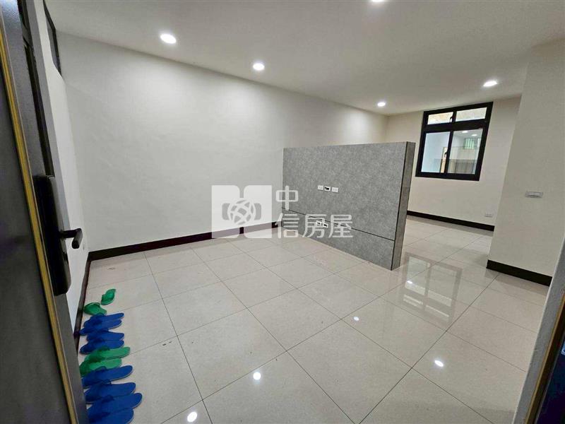 新竹湖口【中國科技大學】大面寬社區庭院美別墅房屋室內格局與周邊環境